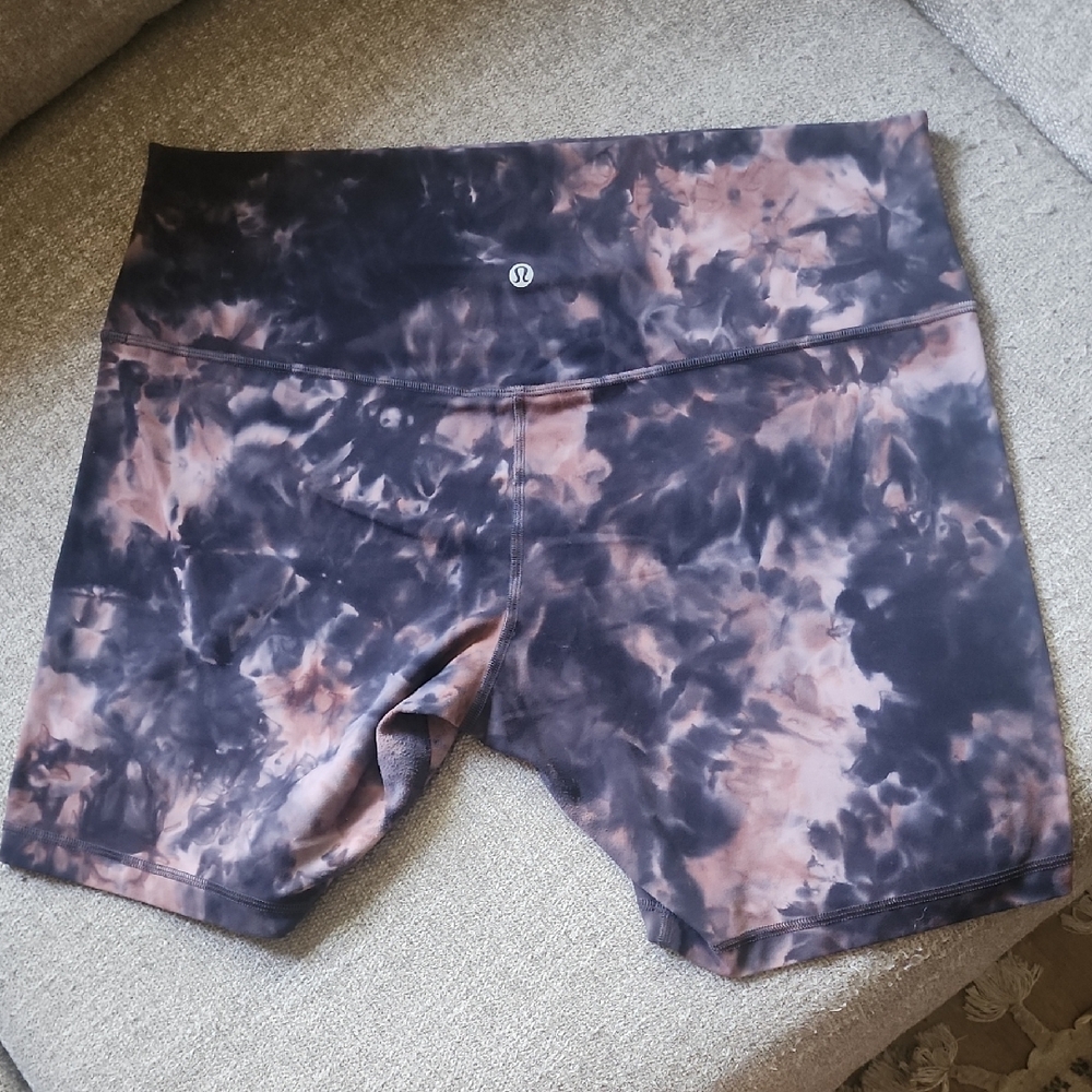 lululemon athletica Black and Brown Bike Shorts - Picture 2 of 6
